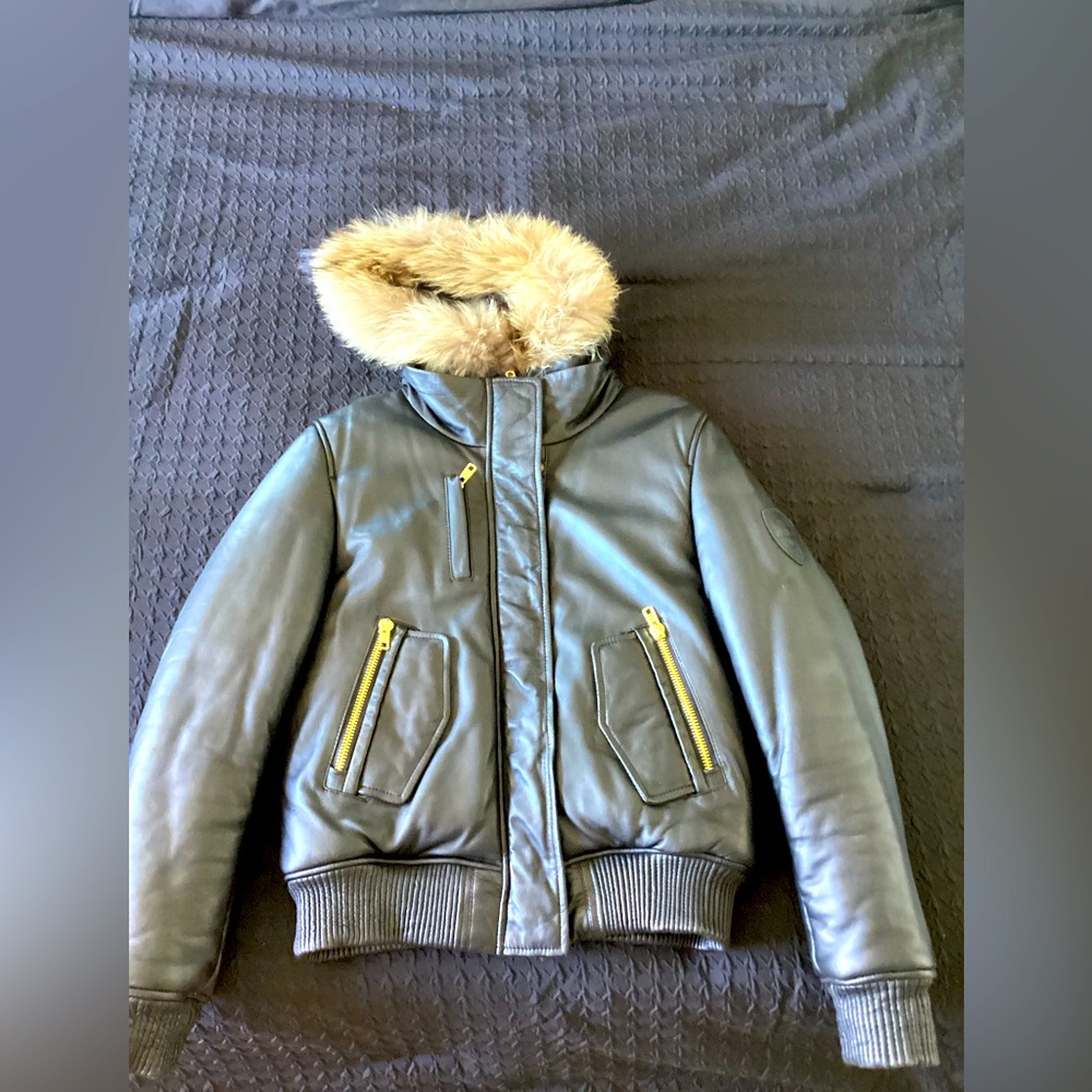 Genuine Leather women puffer